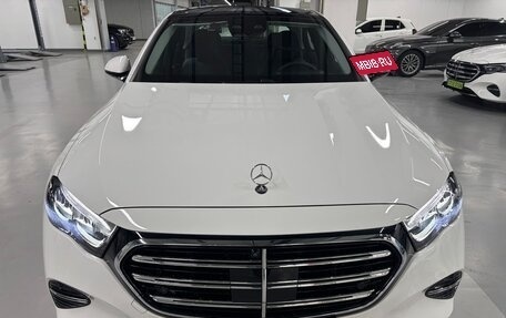 Mercedes-Benz E-Класс, 2025 год, 6 900 000 рублей, 2 фотография