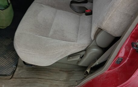 Mitsubishi Dion I рестайлинг, 2000 год, 245 000 рублей, 6 фотография