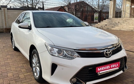 Toyota Camry, 2016 год, 2 200 000 рублей, 2 фотография