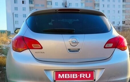 Opel Astra J, 2012 год, 530 000 рублей, 1 фотография