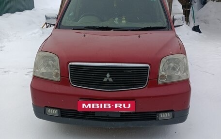 Mitsubishi Dion I рестайлинг, 2000 год, 245 000 рублей, 9 фотография