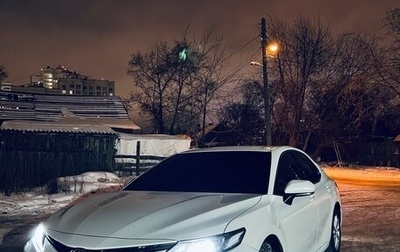 Toyota Camry, 2022 год, 3 800 000 рублей, 1 фотография