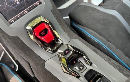 Lamborghini Huracán, 2022 год, 29 600 000 рублей, 7 фотография