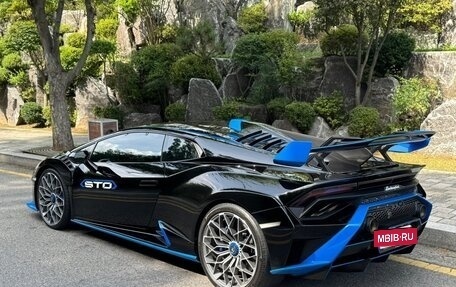 Lamborghini Huracán, 2022 год, 29 600 000 рублей, 2 фотография