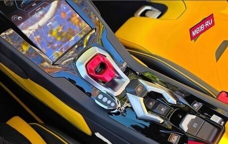 Lamborghini Huracán, 2022 год, 29 600 000 рублей, 7 фотография