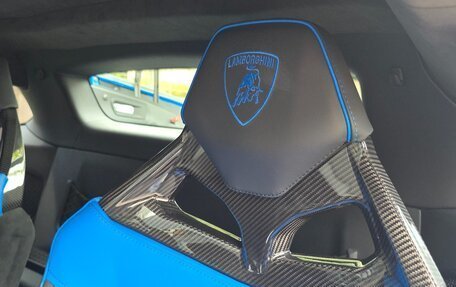 Lamborghini Huracán, 2022 год, 27 125 000 рублей, 8 фотография