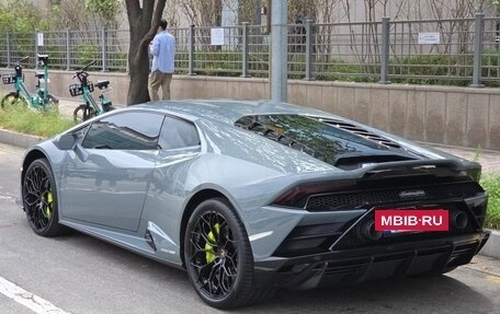 Lamborghini Huracán, 2022 год, 27 125 000 рублей, 2 фотография