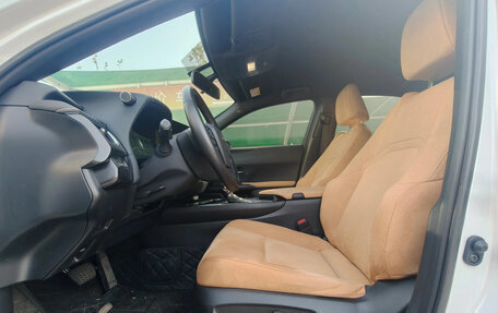 Lexus UX I, 2024 год, 4 945 000 рублей, 3 фотография