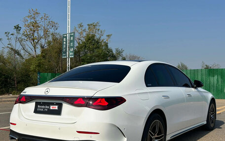 Mercedes-Benz E-Класс, 2025 год, 6 797 000 рублей, 3 фотография