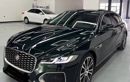 Jaguar XF II, 2022 год, 7 500 000 рублей, 4 фотография