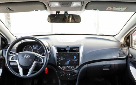 Hyundai Solaris II рестайлинг, 2015 год, 729 000 рублей, 12 фотография