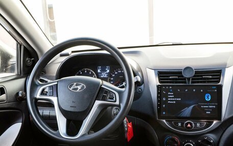 Hyundai Solaris II рестайлинг, 2015 год, 729 000 рублей, 11 фотография