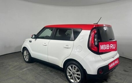 KIA Soul II рестайлинг, 2017 год, 1 380 000 рублей, 8 фотография