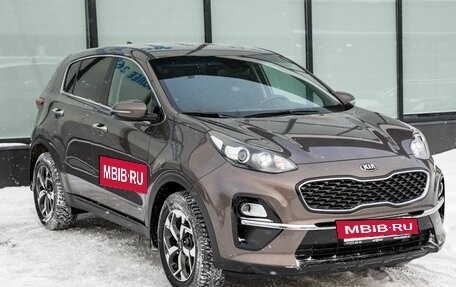 KIA Sportage IV рестайлинг, 2018 год, 2 199 000 рублей, 7 фотография