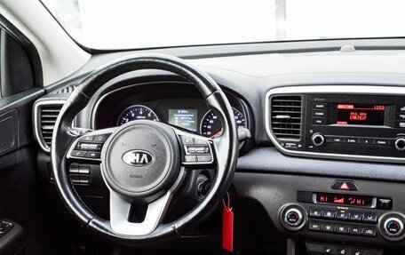 KIA Sportage IV рестайлинг, 2018 год, 2 199 000 рублей, 11 фотография