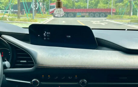 Mazda 3, 2022 год, 1 870 000 рублей, 7 фотография