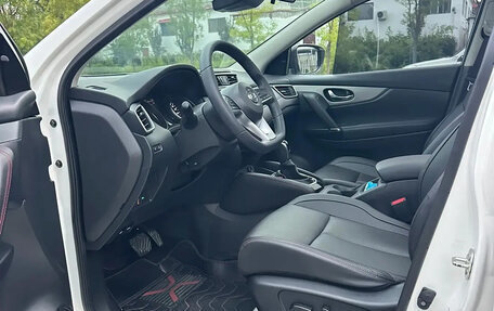 Nissan Qashqai, 2022 год, 2 000 000 рублей, 4 фотография