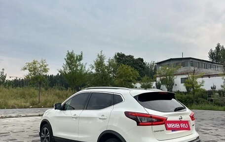 Nissan Qashqai, 2022 год, 2 000 000 рублей, 2 фотография