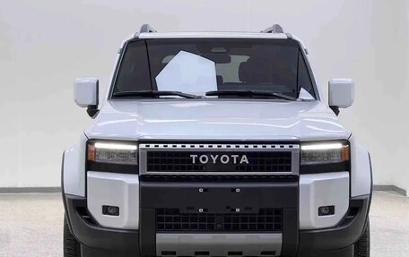 Toyota Land Cruiser Prado, 2024 год, 10 840 000 рублей, 1 фотография