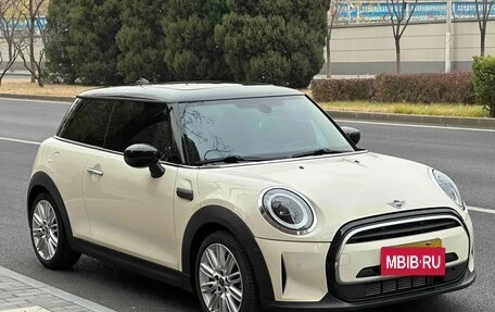 MINI Hatch, 2022 год, 2 825 000 рублей, 1 фотография