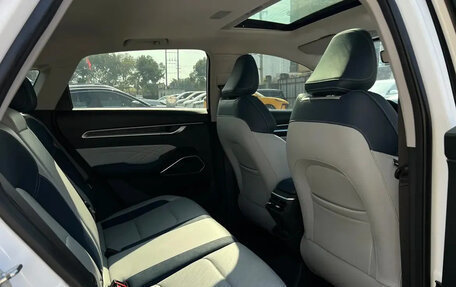 Geely Emgrand, 2022 год, 1 345 000 рублей, 8 фотография