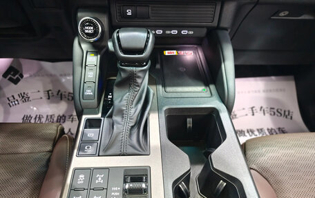 Toyota Land Cruiser Prado, 2024 год, 11 370 000 рублей, 6 фотография