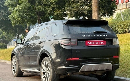 Land Rover Discovery Sport I рестайлинг, 2024 год, 5 700 000 рублей, 2 фотография