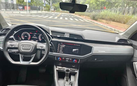 Audi Q3, 2022 год, 2 342 000 рублей, 12 фотография