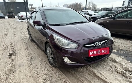 Hyundai Solaris II рестайлинг, 2011 год, 630 000 рублей, 2 фотография