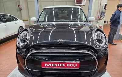 MINI Hatch, 2024 год, 2 630 000 рублей, 1 фотография