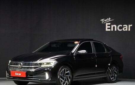 Volkswagen Jetta VII, 2022 год, 2 130 000 рублей, 1 фотография