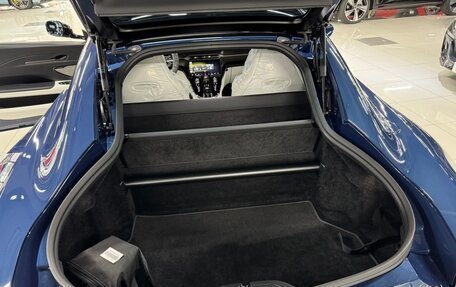 Aston Martin V8 Vantage IV, 2025 год, 24 640 000 рублей, 6 фотография