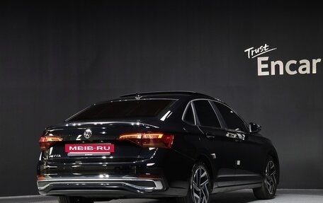 Volkswagen Jetta VII, 2022 год, 2 130 000 рублей, 2 фотография