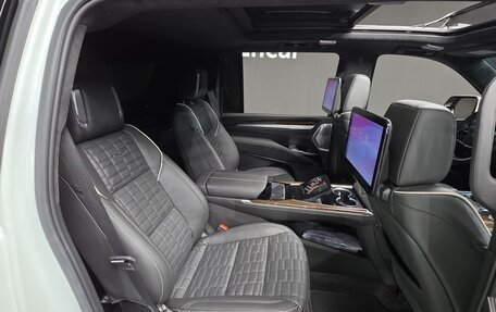 Cadillac Escalade V, 2024 год, 17 525 000 рублей, 8 фотография