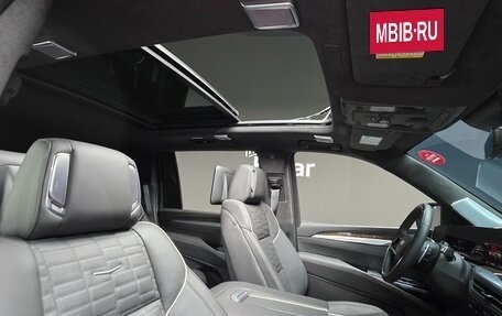 Cadillac Escalade V, 2024 год, 17 525 000 рублей, 5 фотография