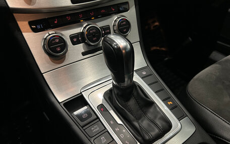 Volkswagen Passat B7, 2013 год, 899 000 рублей, 19 фотография