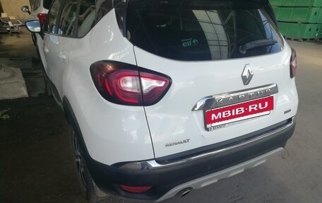 Renault Kaptur I рестайлинг, 2019 год, 1 300 000 рублей, 4 фотография