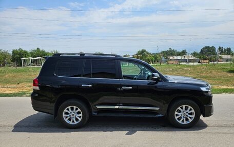 Toyota Land Cruiser 200, 2016 год, 8 600 000 рублей, 13 фотография