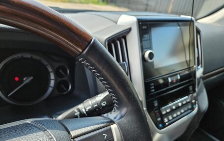 Toyota Land Cruiser 200, 2016 год, 8 600 000 рублей, 33 фотография