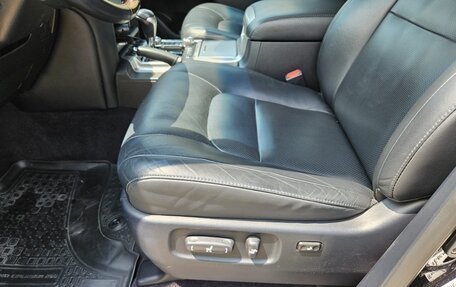 Toyota Land Cruiser 200, 2016 год, 8 600 000 рублей, 31 фотография