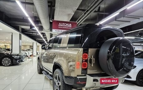 Land Rover Defender II, 2025 год, 10 800 000 рублей, 2 фотография