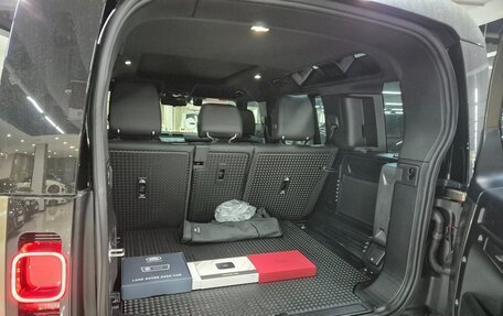 Land Rover Defender II, 2025 год, 10 800 000 рублей, 11 фотография