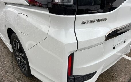 Honda Stepwgn IV, 2021 год, 2 180 000 рублей, 7 фотография