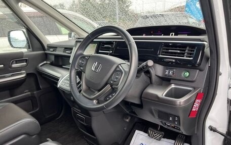 Honda Stepwgn IV, 2021 год, 2 180 000 рублей, 18 фотография