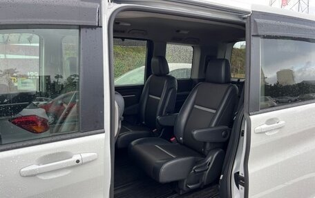 Honda Stepwgn IV, 2021 год, 2 180 000 рублей, 22 фотография