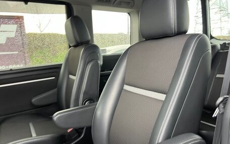 Honda Stepwgn IV, 2021 год, 2 180 000 рублей, 31 фотография