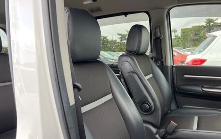 Honda Stepwgn IV, 2021 год, 2 180 000 рублей, 26 фотография