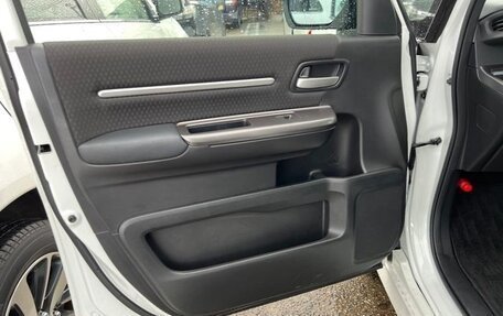 Honda Stepwgn IV, 2021 год, 2 180 000 рублей, 28 фотография