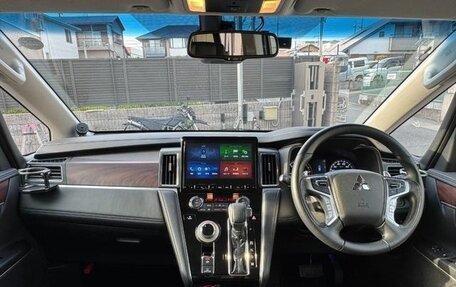 Mitsubishi Delica D:5 I, 2022 год, 2 760 000 рублей, 13 фотография