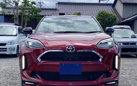 Toyota Yaris Cross, 2022 год, 1 624 000 рублей, 10 фотография